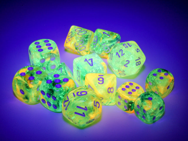 Nebula: Polyhedral Spring/white Luminary 7-Die Set